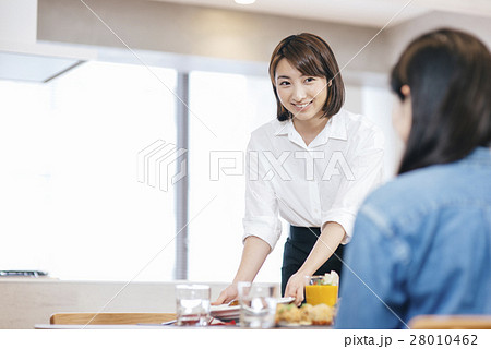 料理 女性 料理 女性 28010462