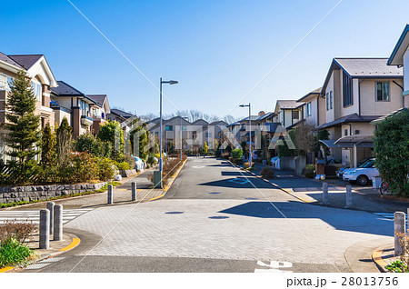 無電柱化された住宅街 28013756