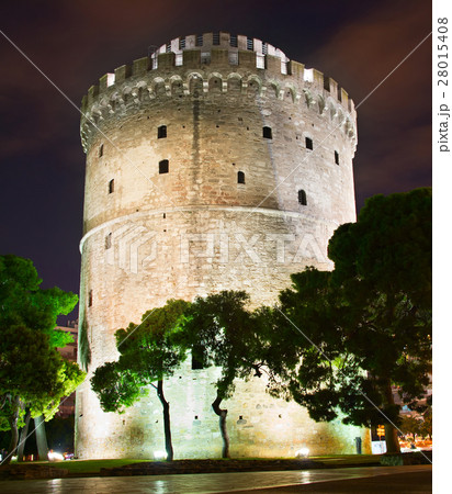 White Tower at night, Thessaloniki White Tower at night, Thessaloniki 28015408
