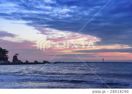 葉山森戸海岸 森戸川河口 夕暮れ 葉山森戸海岸 森戸川河口 夕暮れ 28018290