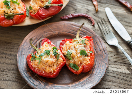 Stuffed bell peppers with white rice and cheese Stuffed bell peppers with white rice and cheese 28018667