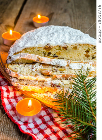 Stollen cake Stollen cake 28018736