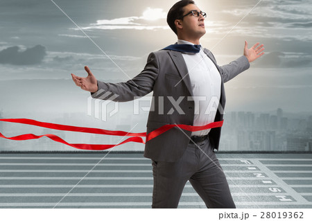 Businessman on the finishing line in competition 28019362