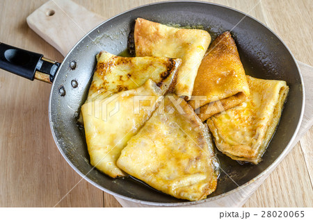 Crepes Suzette Crepes Suzette 28020065