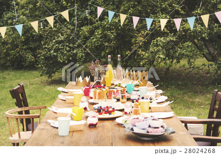 Table Setting Food Celebration Party Concept 28024268