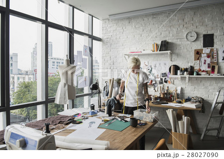 Fashion Designer Stylish Showroom Concept 28027090