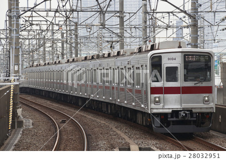 地下鉄有楽町線直通の東上線9000系 地下鉄有楽町線直通の東上線9000系 28032951