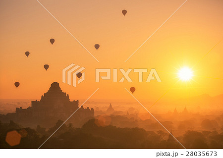 Air balloon over plain of Bagan in misty morning Air balloon over plain of Bagan in misty morning 28035673