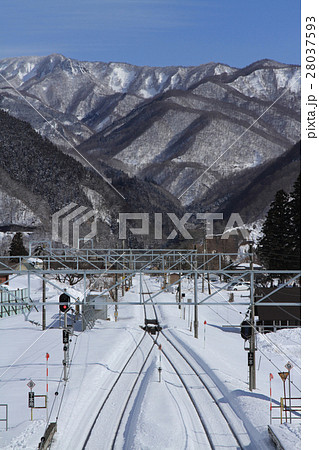 冬の白馬村　信濃森上駅 28037593