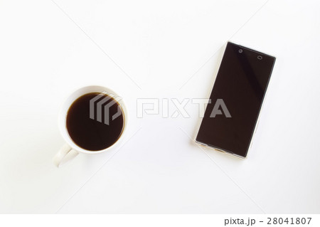 コーヒーとスマートフォン 28041807