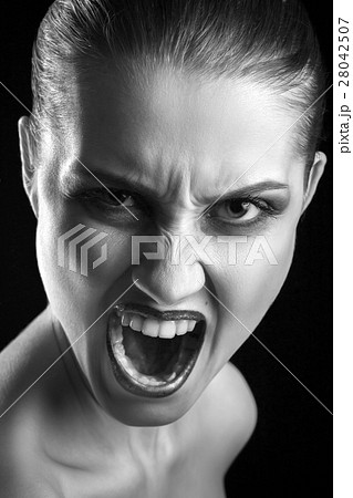 angry girl screaming angry girl screaming 28042507
