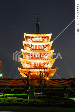 pagoda by night 28046664