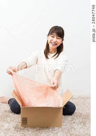 若い女性 ライフスタイル 若い女性 ライフスタイル 28047746