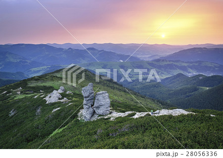 Ukraine, Ivano-Frankivsk region, Verkhovyna district, Carpathians, Chernohora, Mountain landscape at sunset 28056336
