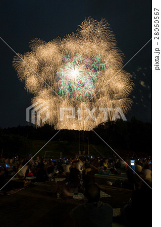 新潟 片貝花火正四尺玉の写真素材