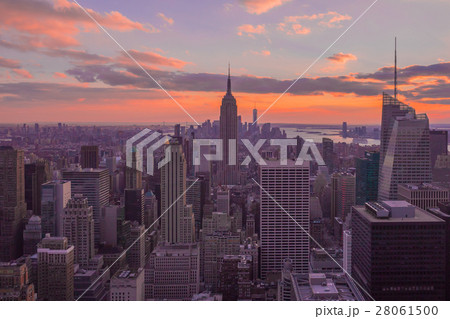 ニューヨーク エンパイアステイトビルディング Top of the rock 夕日 夕焼け 28061500