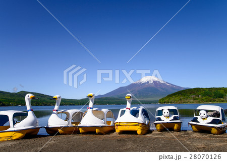 山中湖畔のボート 山中湖畔のボート 28070126