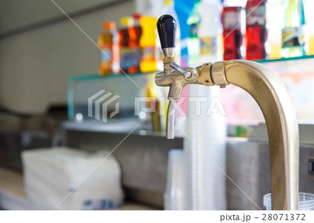 Brass tap beer Brass tap beer 28071372