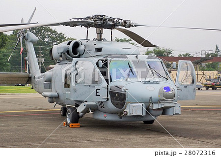 ヘリコプター シーホーク Sh 60 自衛隊ヘリ 横田基地 日米友好祭 16年9月18日 の写真素材