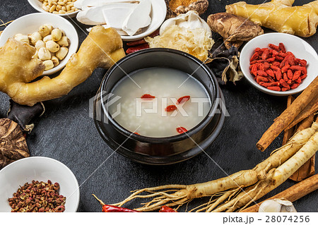 漢方 薬膳材料 Materials of the Chinese medicine 漢方 薬膳材料 Materials of the Chinese medicine 28074256