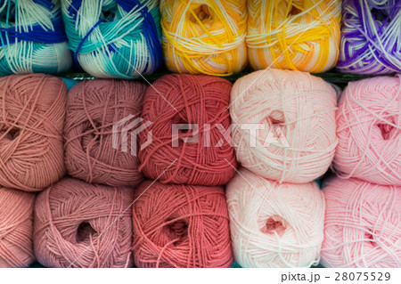 Colorful wool yarn balls Colorful wool yarn balls 28075529