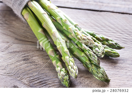 Bunch of fresh asparagus 28076932
