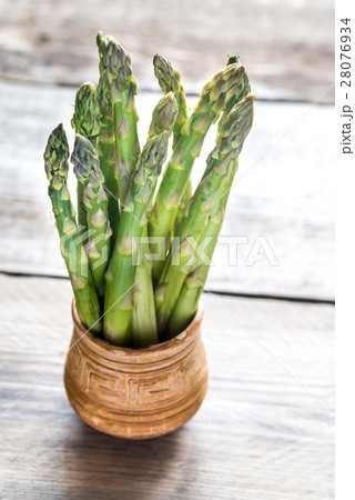 Bunch of fresh asparagus 28076934