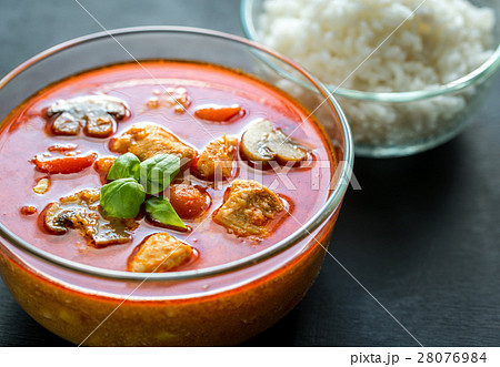 Thai red chicken curry with white rice Thai red chicken curry with white rice 28076984
