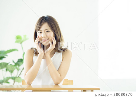 ビューティー 28080370