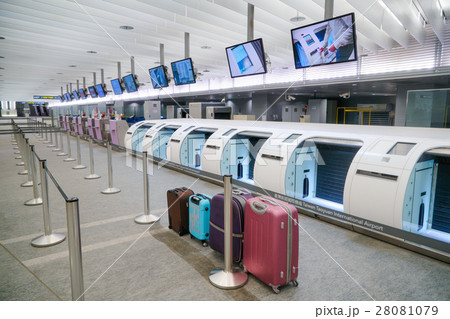 交通 通行 トラフィック 28081079