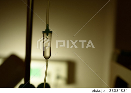 命の点滴 28084384