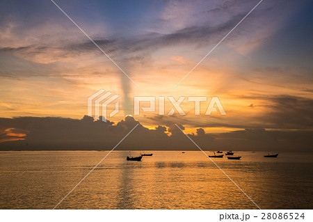Seascape of fishing in Caribbean sea Seascape of fishing in Caribbean sea 28086524