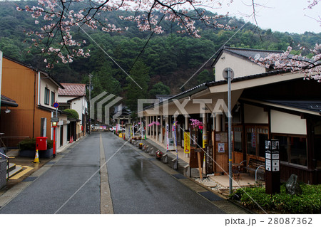 雨の城崎温泉　木屋町小路 28087362