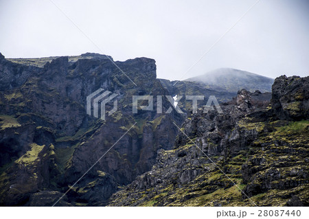 Epic Landscape in Iceland with rocky mountains Epic Landscape in Iceland with rocky mountains 28087440