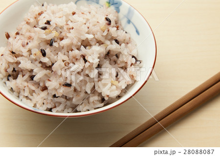古代米と白米を合わせて炊いたご飯 28088087