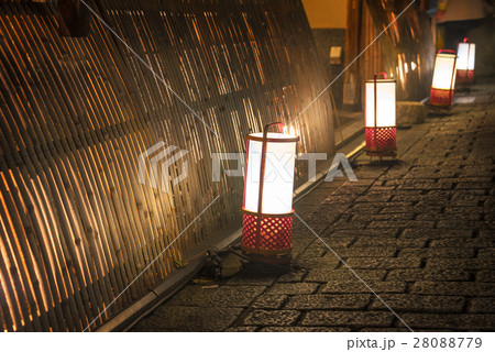 東山花灯路　行灯 28088779