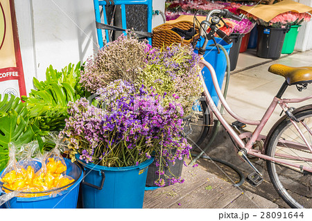 Flower Market 28091644