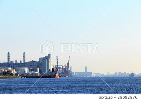 秋晴れの鶴見 秋晴れの鶴見 28092876