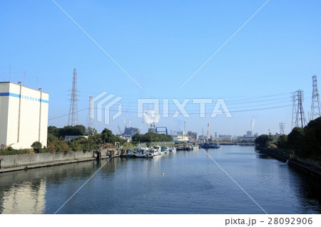 秋晴れの鶴見 秋晴れの鶴見 28092906