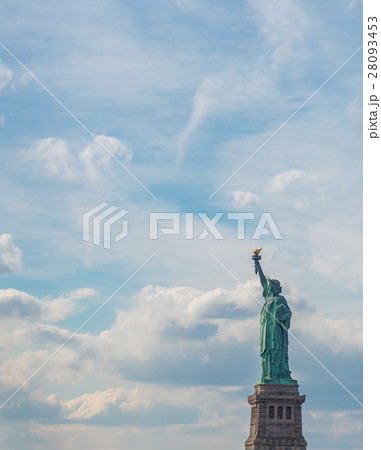 自由の女神 快晴 青空 Statue of Liberty 晴れ 28093453