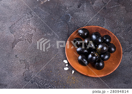 Bowl filled with olive Bowl filled with olive 28094814