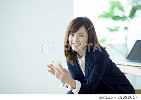 ビジネス 女性 ビジネス 女性 28098617