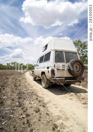 4WD Off-Road in Australia 28100903