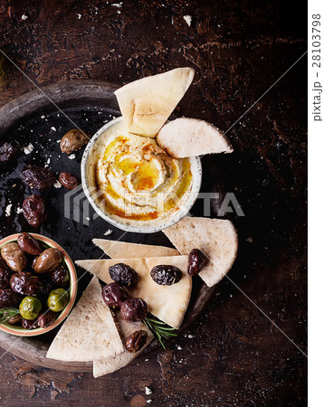 Hummus with Olives Hummus with Olives 28103798