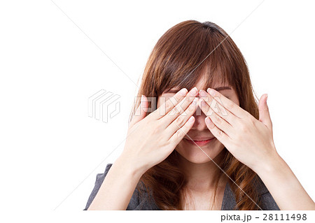 business woman covering her eyes 28111498