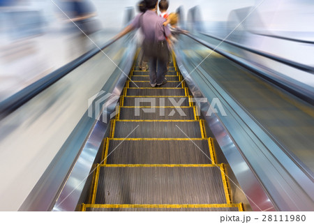 Escalator step pedestrian 28111980
