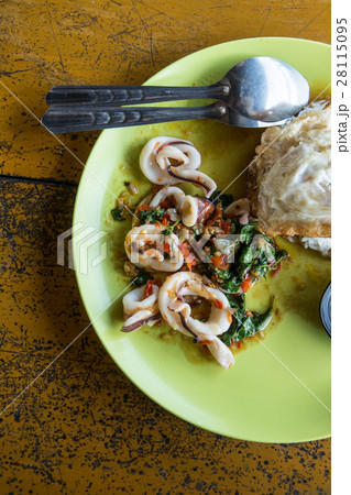 Basil Fried Rice with squid and fried egg 28115095