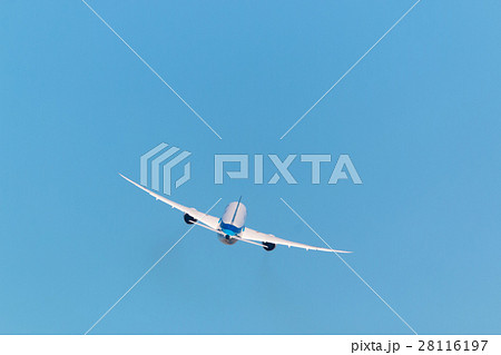 離陸直後の787 28116197