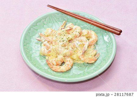 エビマヨ（海老のマヨネーズ炒め／和え）料理。 28117687