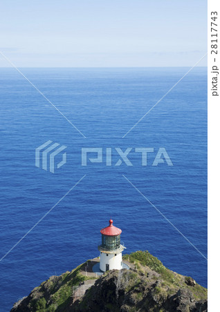 ハワイ（マカプウ岬の灯台） 28117743